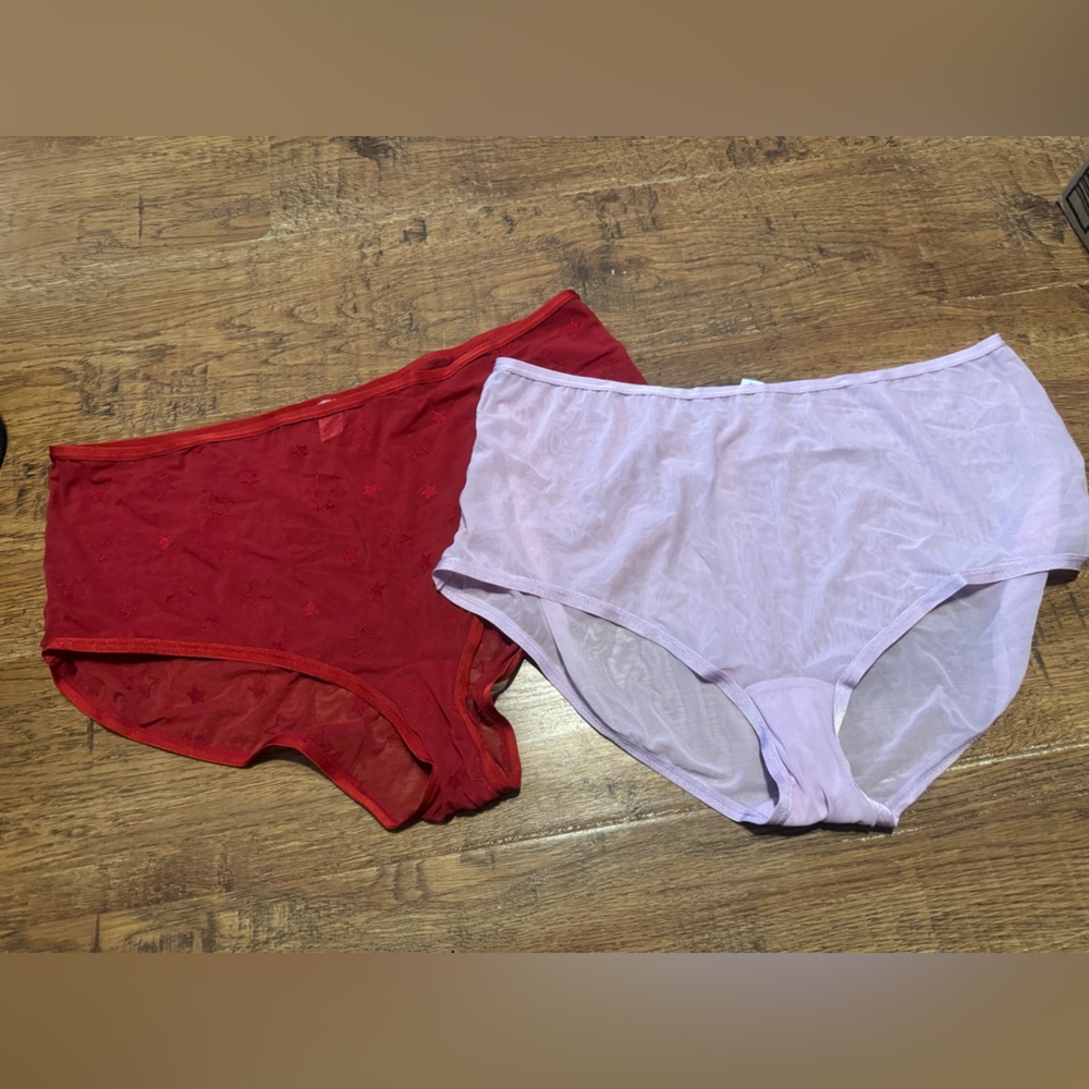 Parade 2X limited edition, sheer panties red are sheer with stars